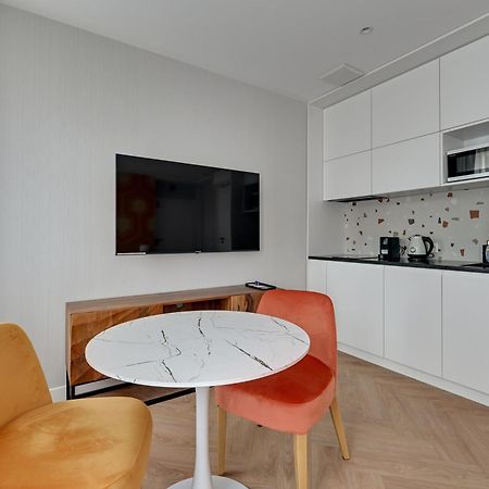 Retro Boutique Apartments By Dom & House 格但斯克 外观 照片